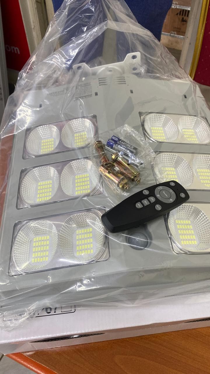 1000W solar Streetlight with motion sensor gallery 2