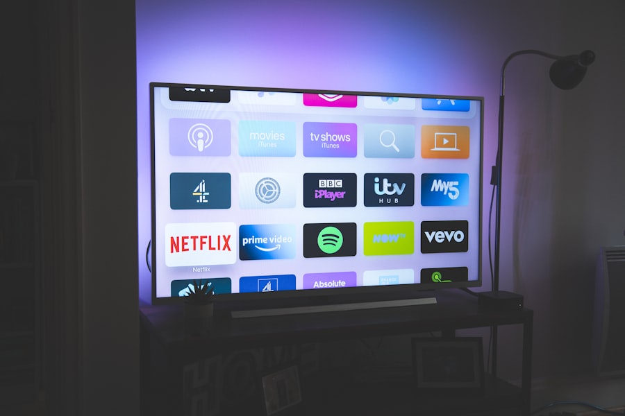 32" Smart LED TV